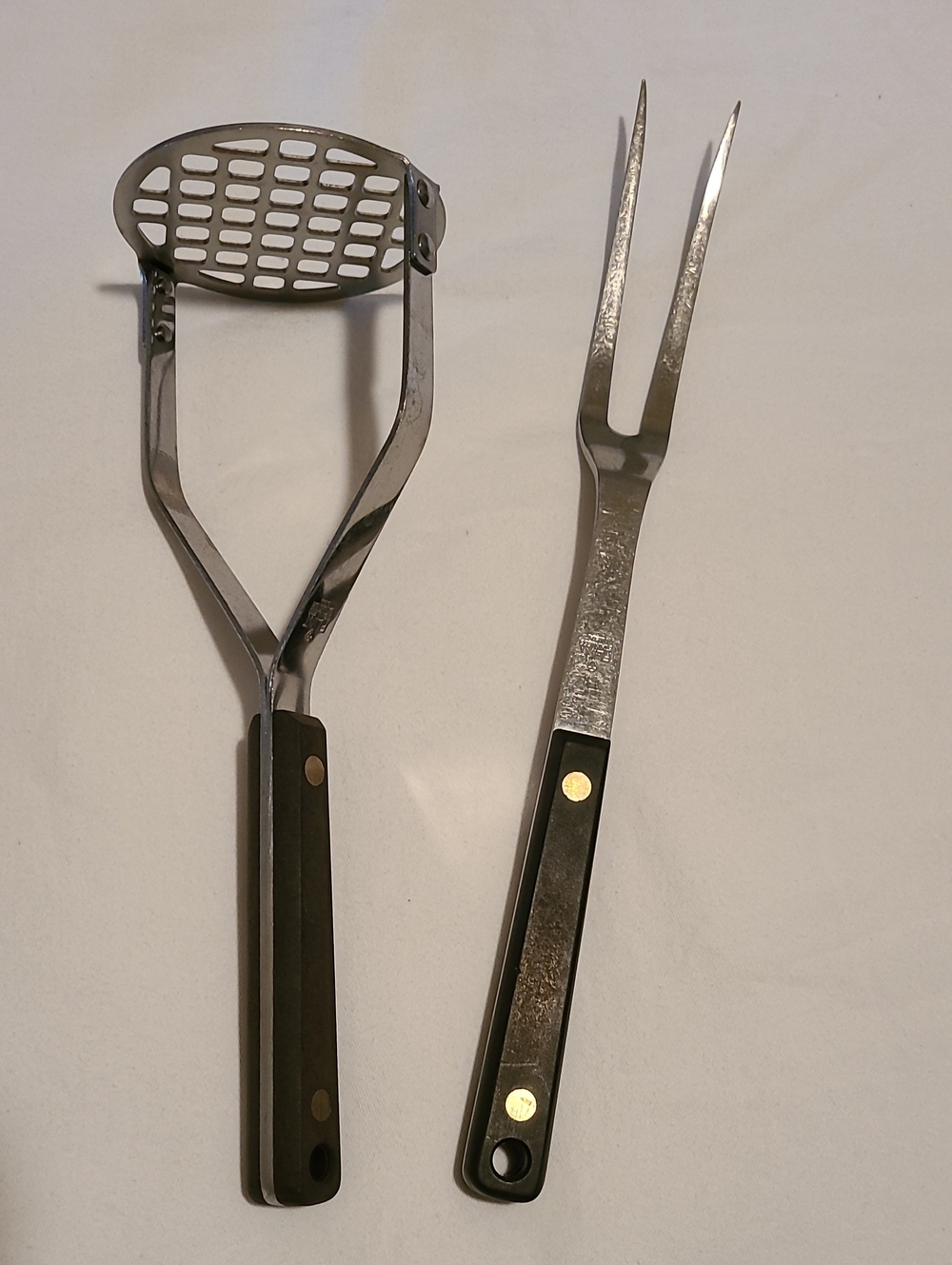 Flint Arrowhead Stainless USA Potato Masher and Serving Carving Fork Kitchen